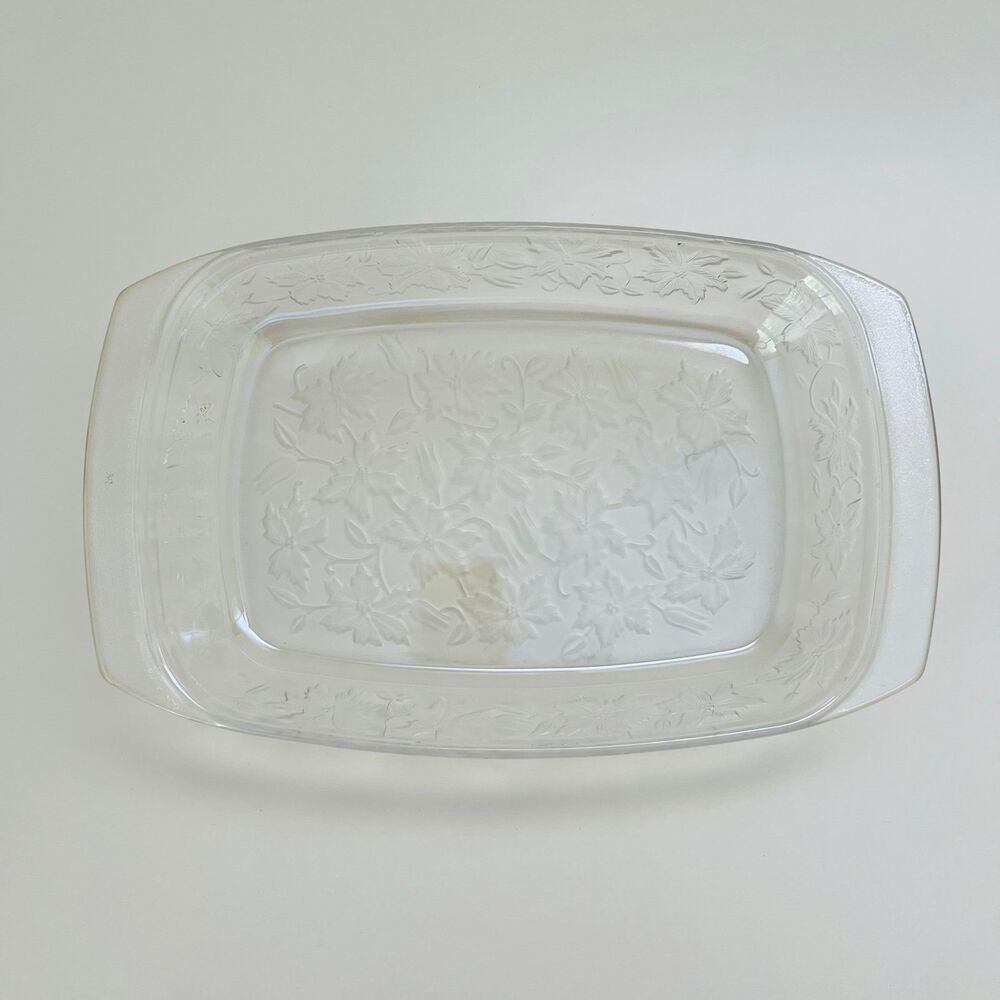 PRINCESS HOUSE Fantasia Embossed Poinsettia Floral Glass Lasagna Baking Dish
